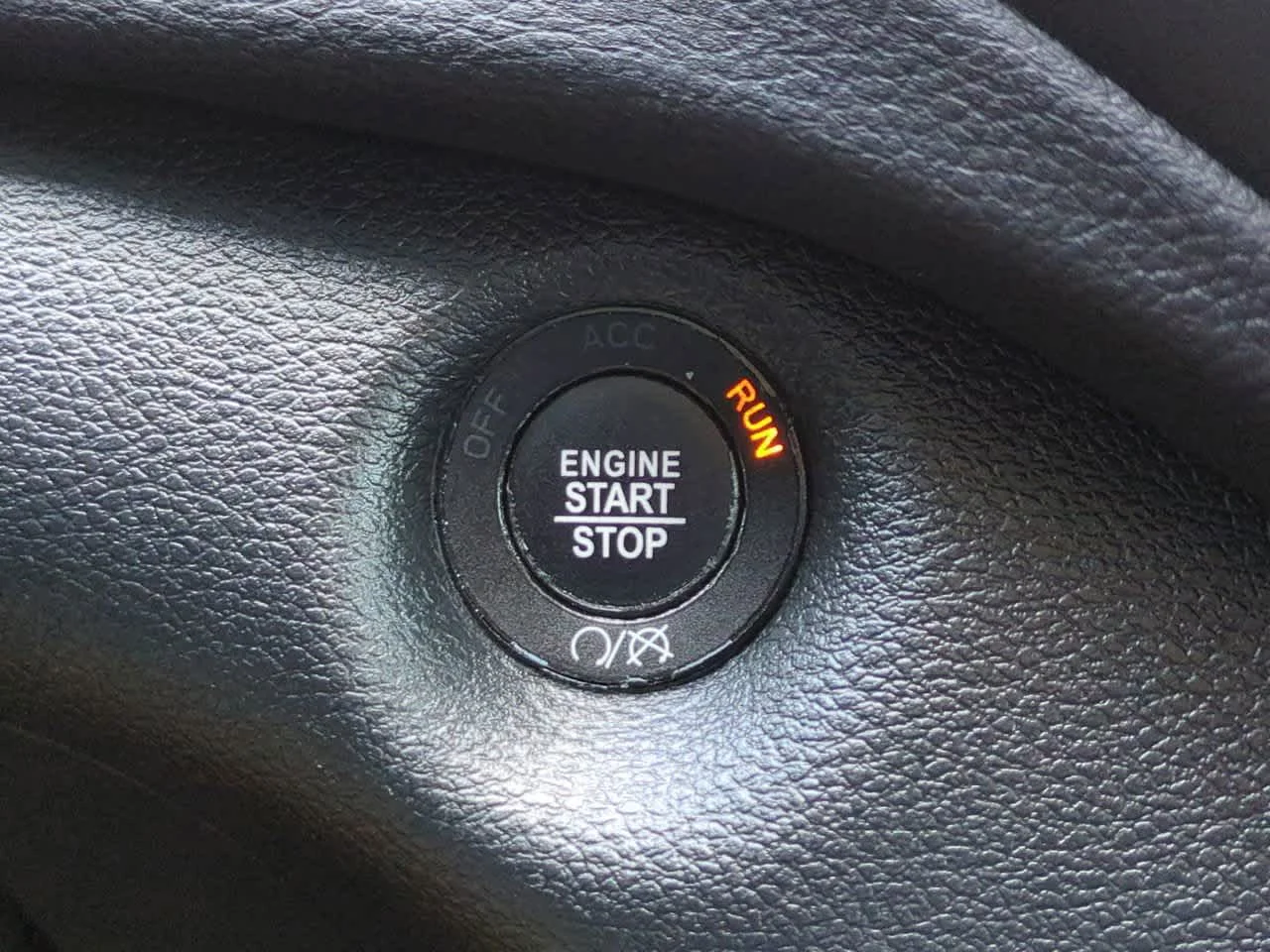 2023 Jeep Cherokee Altitude Lux - Photo 27