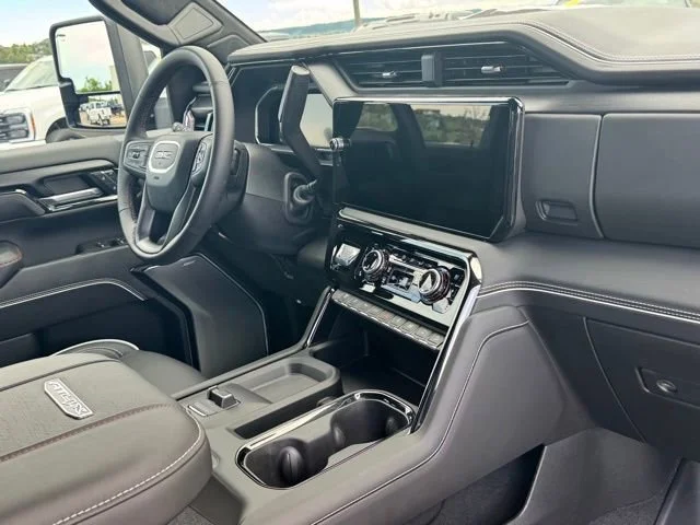 Used 2026 Onyx Black GMC AT4X image 28