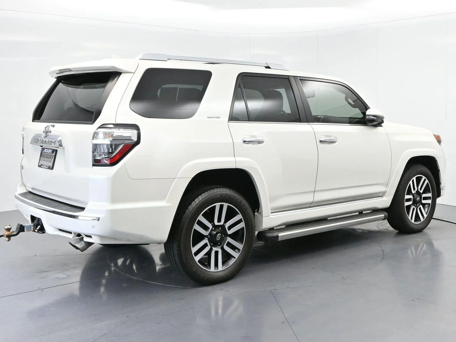 Used 2019 Blizzard Pearl Toyota Limited image 7