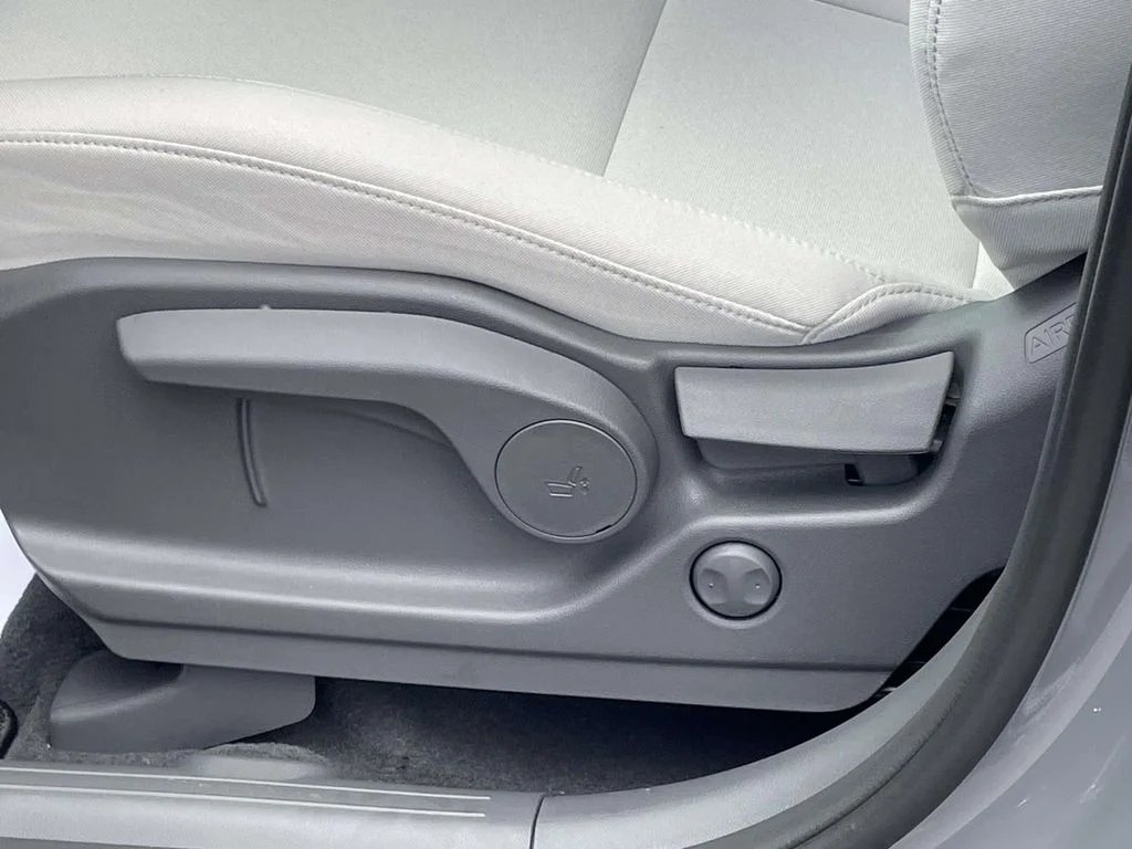 New 2026 Gray Hyundai SE image 19