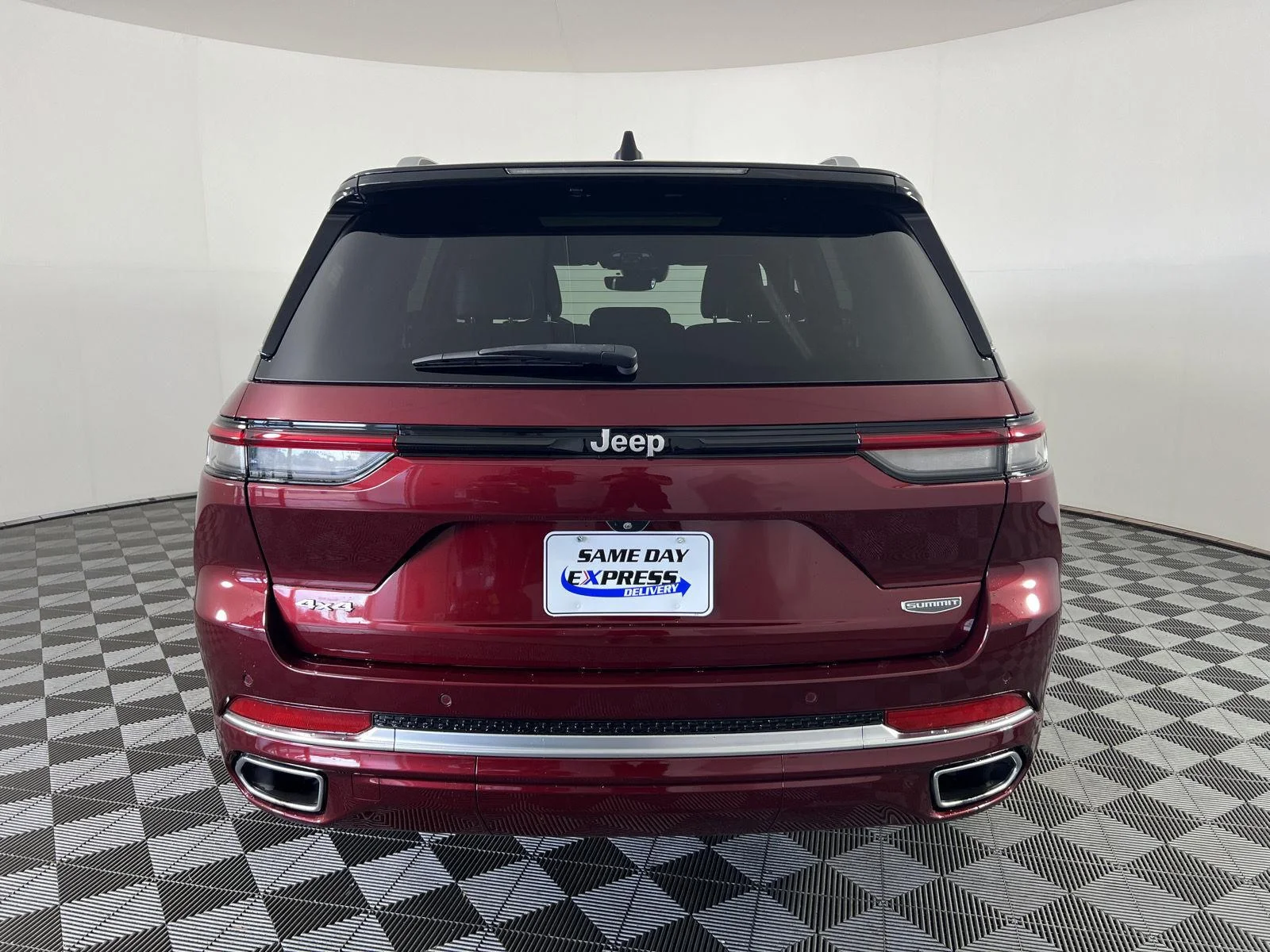 Used 2023 Rd Jeep Summit image 29