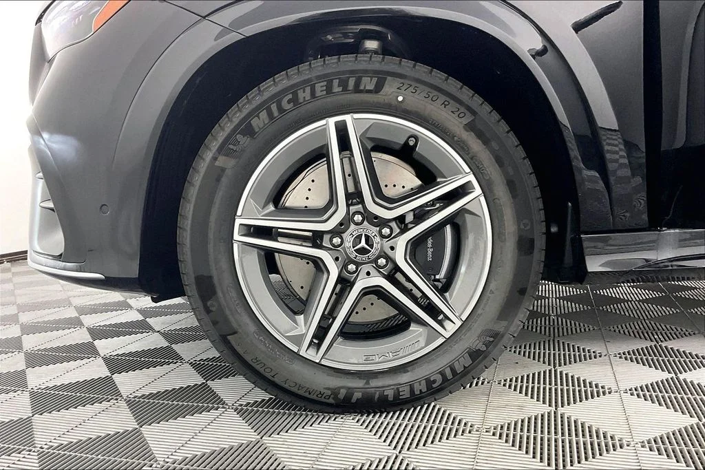 New 2026 Black Mercedes-Benz GLE 350 image 11
