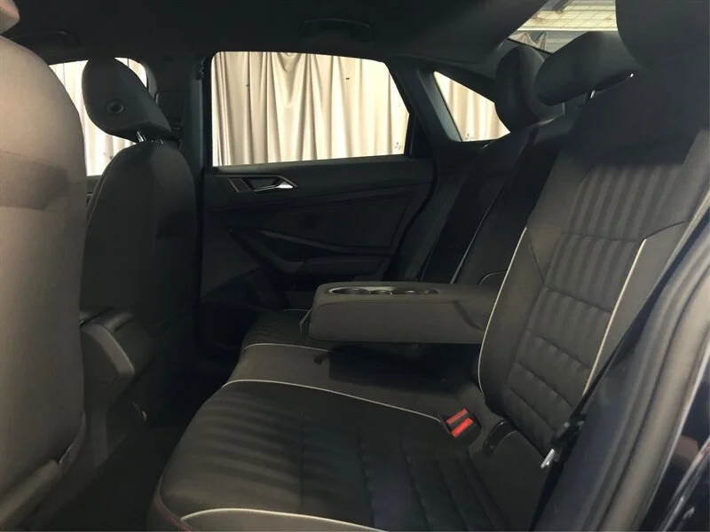 2019 Volkswagen Jetta GLI 35th Anniversary Edition - Photo 10