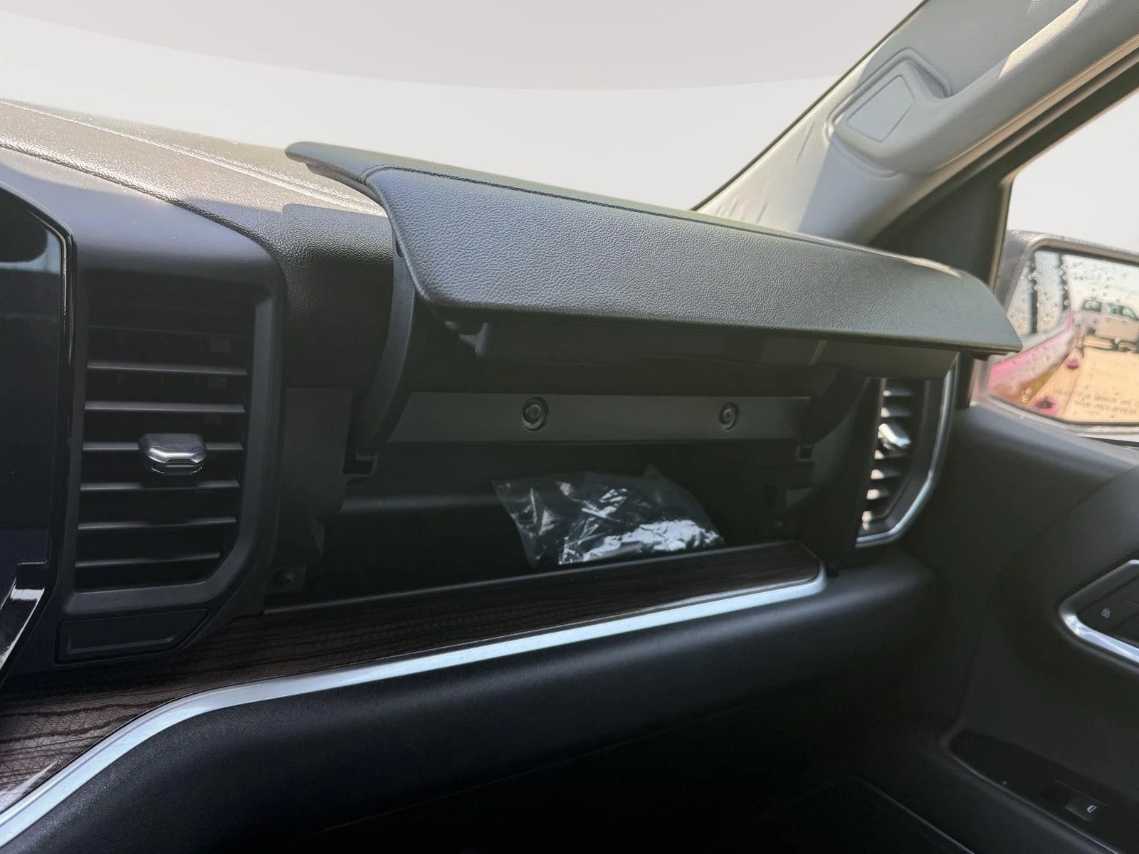 Used 2022 Cayenne Red Tintcoat GMC Elevation image 19