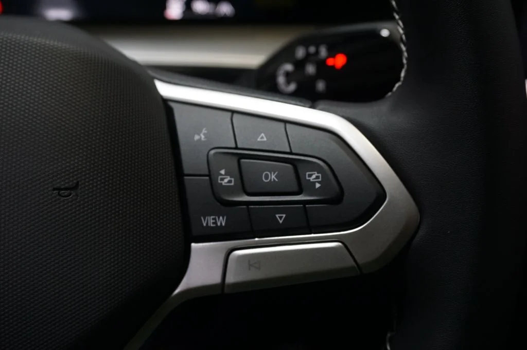2026 Volkswagen Tiguan SE - Photo 22
