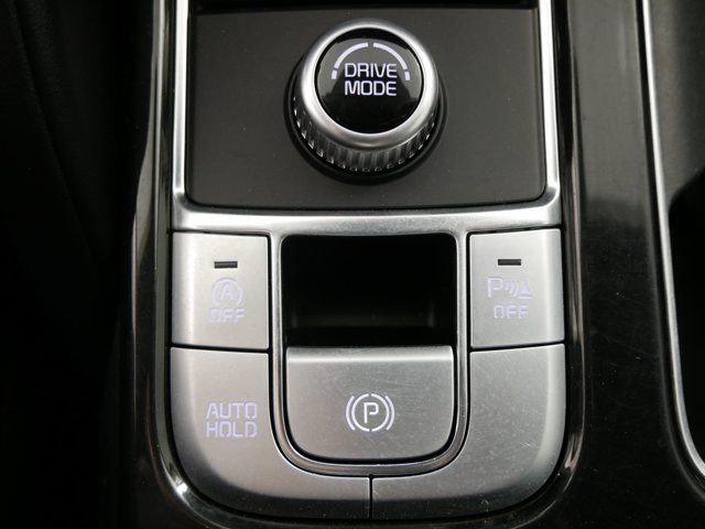 Used 2020 Everlasting Silver Kia LX image 29