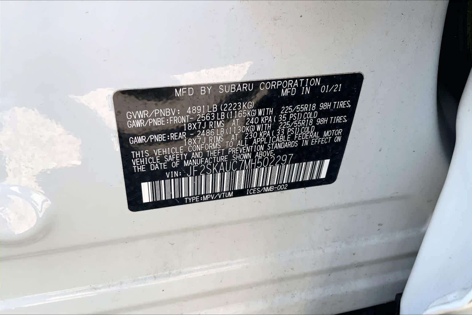 Used 2021 Crystal White Pearl Subaru Limited image 35