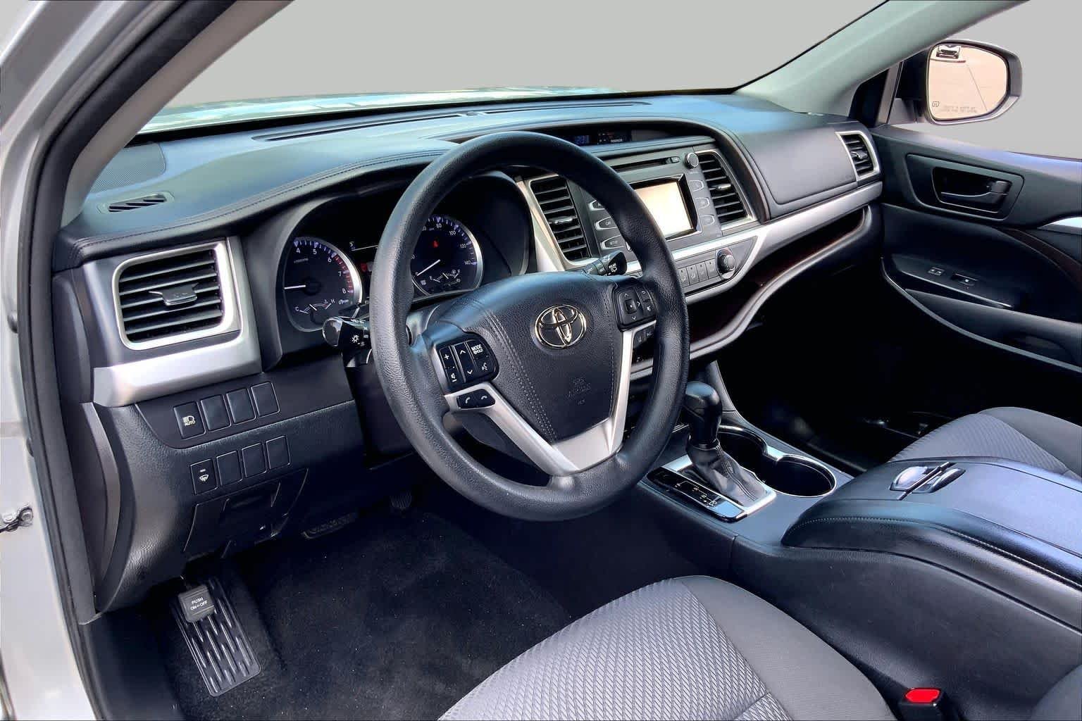 Used 2017 Celestial Silver Metallic Toyota LE image 16