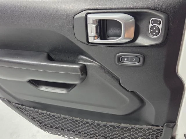 Used 2020 White Jeep Sport image 30