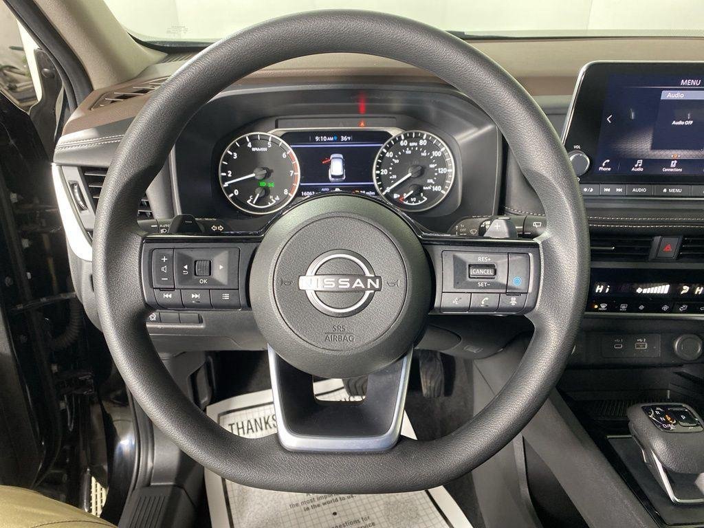 Used 2023 Super Black Nissan SV image 16