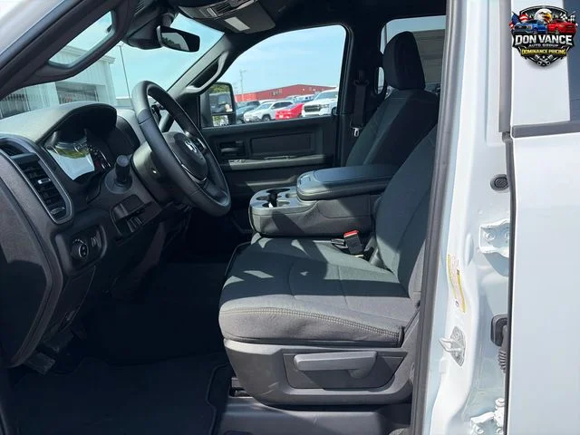 New 2026 Bright White Clearcoat RAM Tradesman image 9