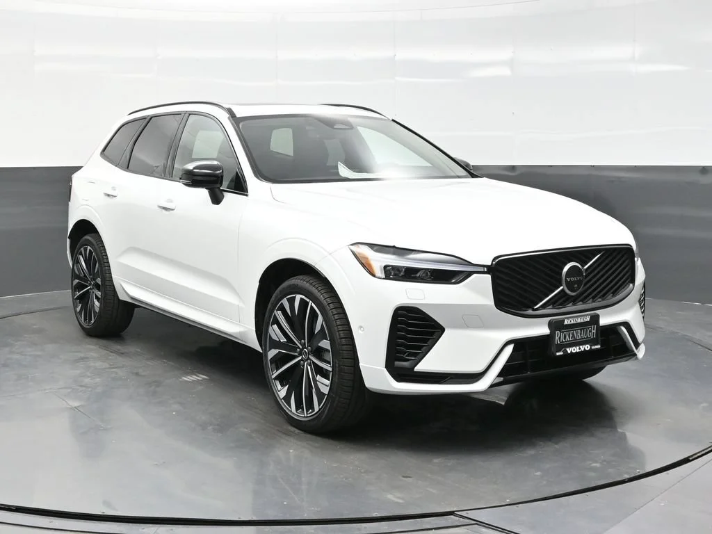 New 2027 Crystal White Volvo T8 Ultra image 1