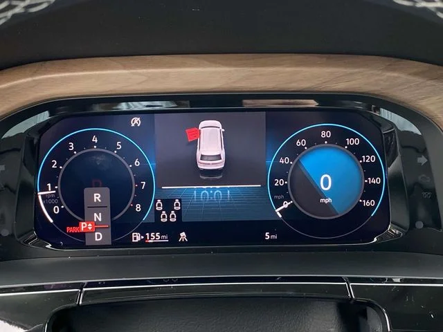 2025 Volkswagen Atlas SE w/Tech - Photo 16