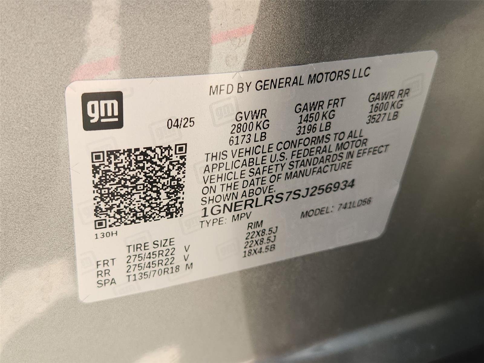 Used 2025 Sterling Gray Metallic Chevrolet RS image 35