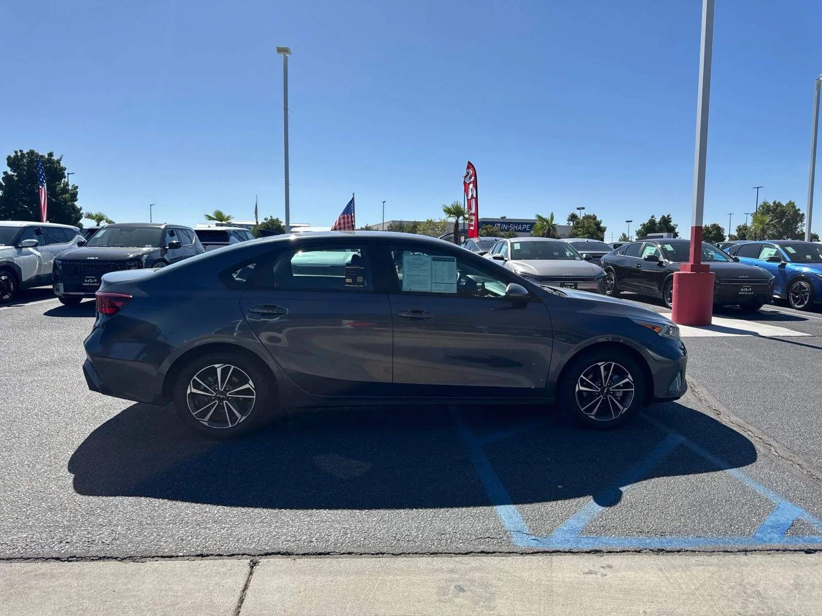Used 2023 Gravity Gray Kia LXS image 6