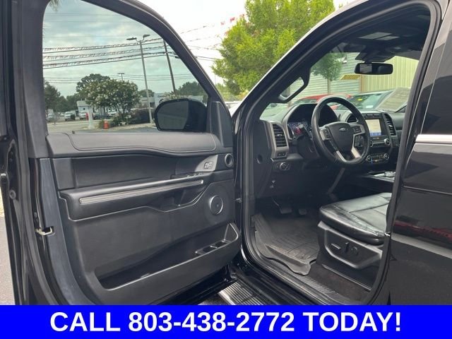 Used 2021 Black Ford XLT image 4