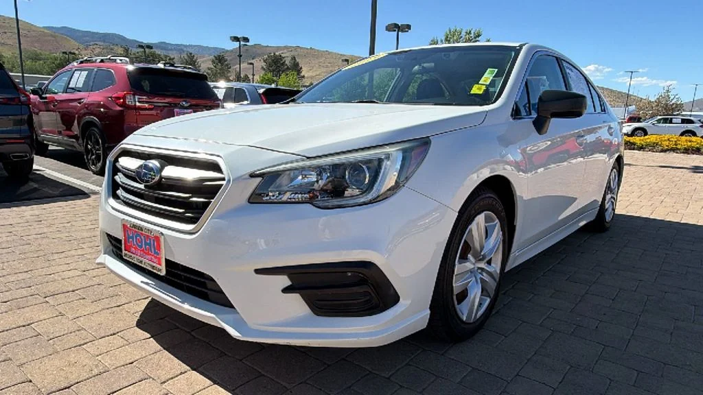 Used 2019 Crystal White Pearl Subaru 2.5i image 7