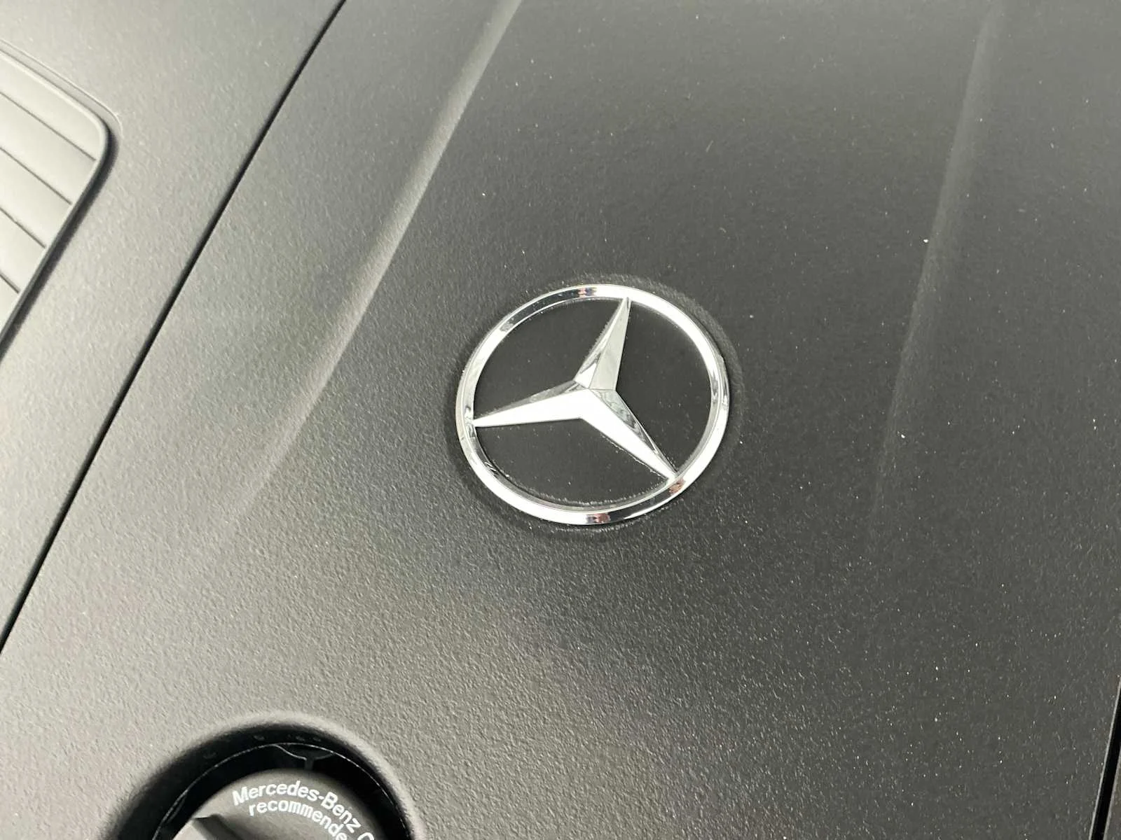 Certified Used 2026 Polar White Mercedes-Benz GLC 300 image 19