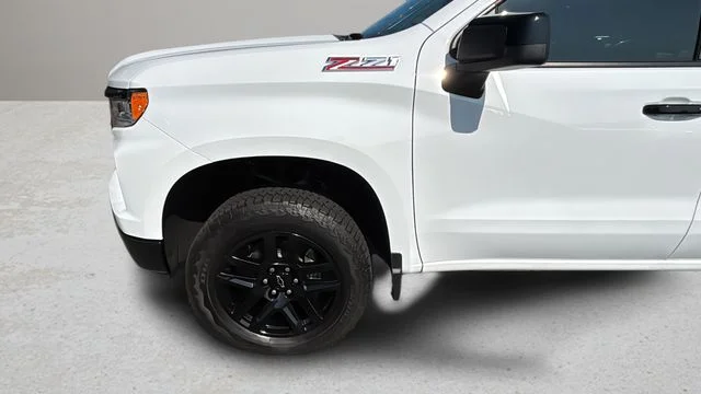 Used 2025 White Chevrolet LT Trail Boss image 34