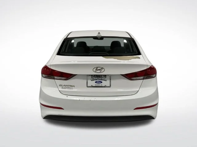 Used 2018 White Hyundai SEL image 9
