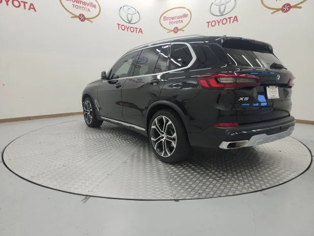 Used 2023 Black BMW xDrive40i image 6