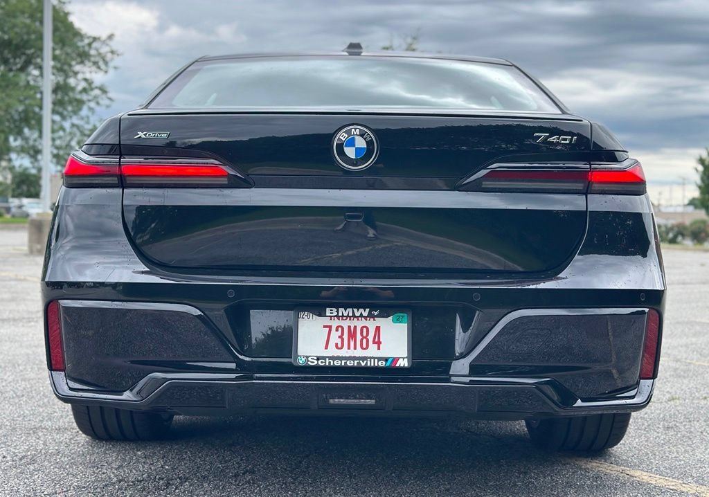 New 2026 Black Sapphire Metallic BMW 740i xDrive image 6