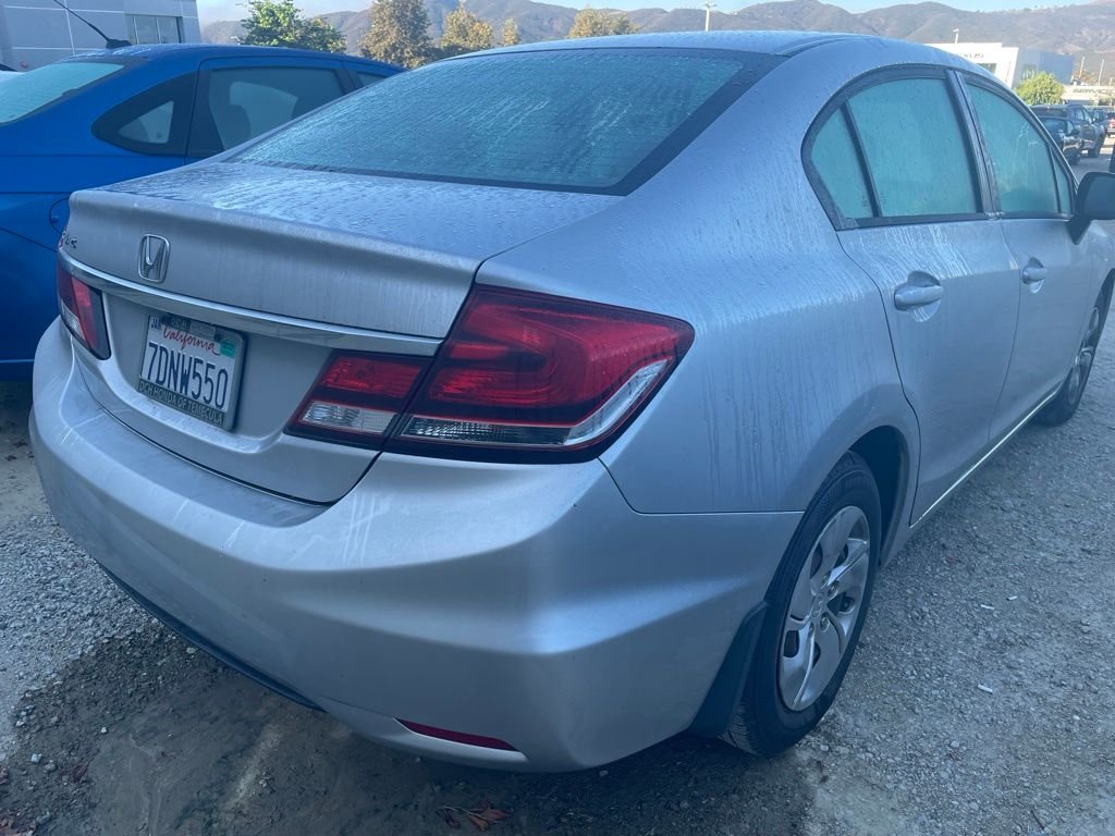 Used 2013 Alabaster Silver Metallic Honda LX image 7