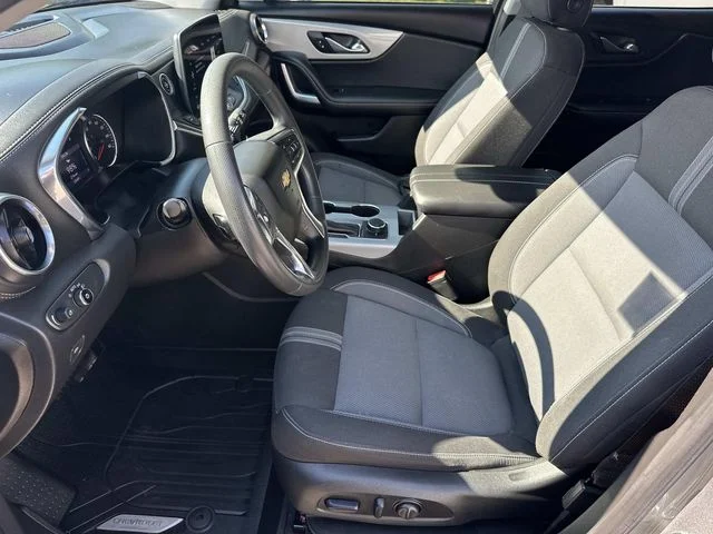 Used 2023 Gray Chevrolet LT image 18