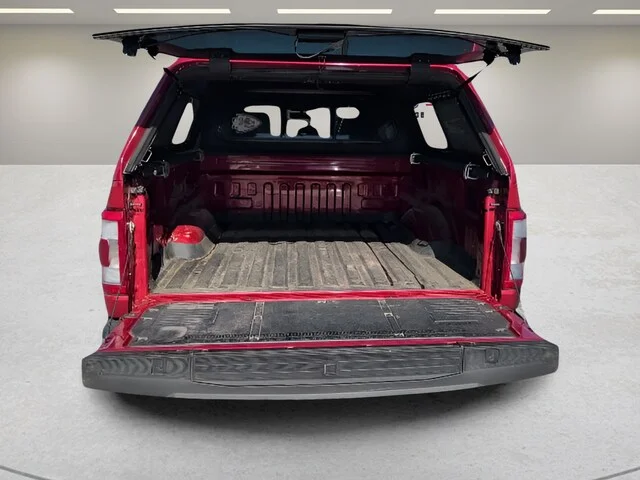 Used 2022 Red Metallic Ford Lariat image 8