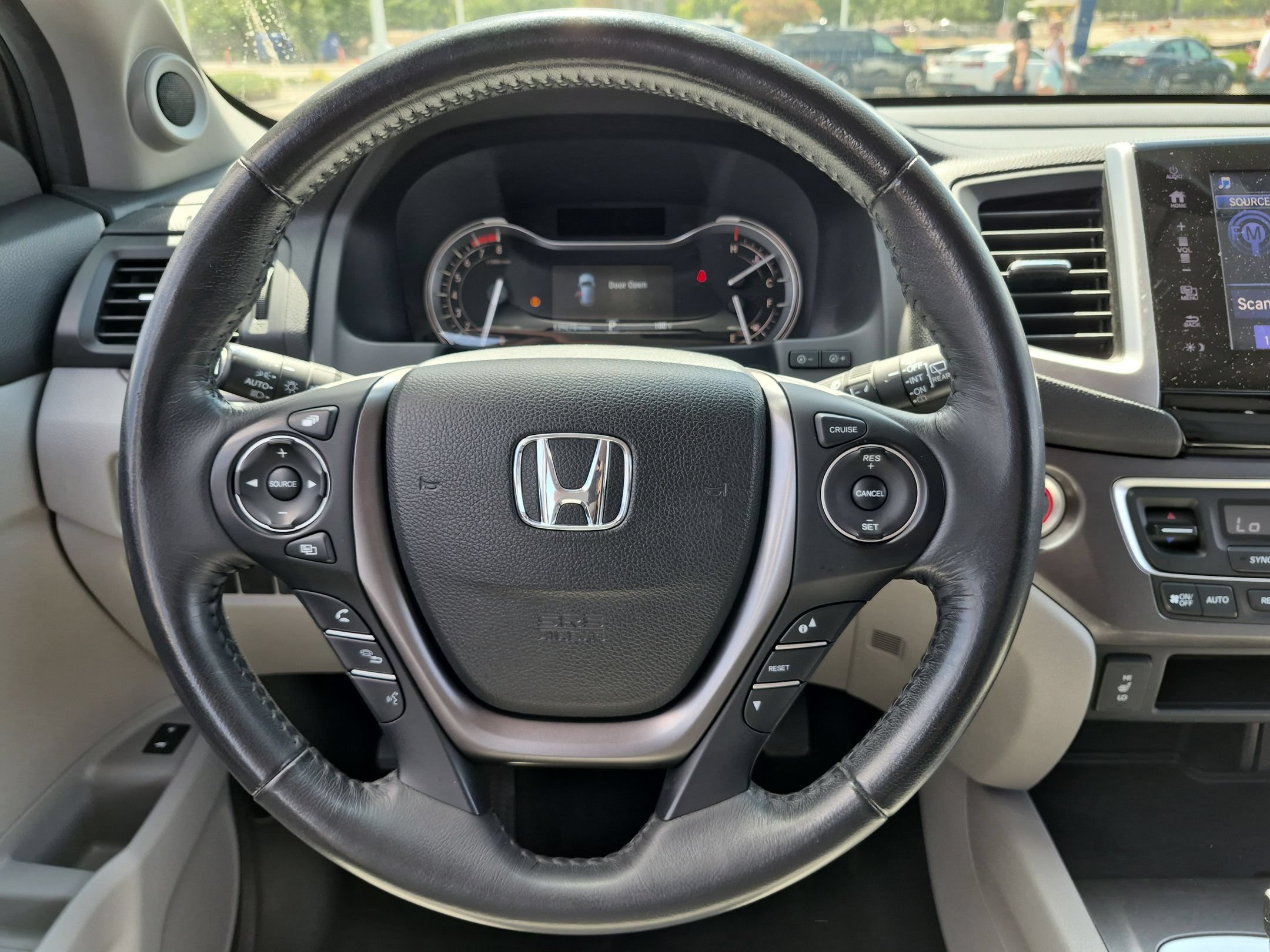 Used 2018 Black Honda EX-L image 17