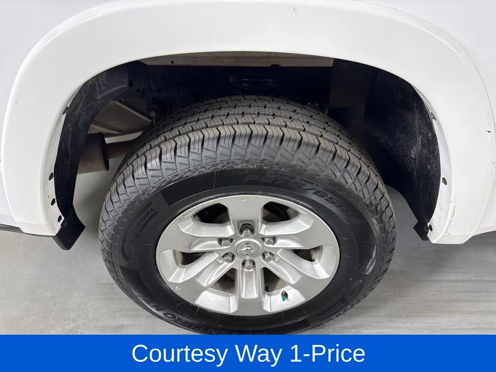 Used 2021 White Ram Laramie image 13