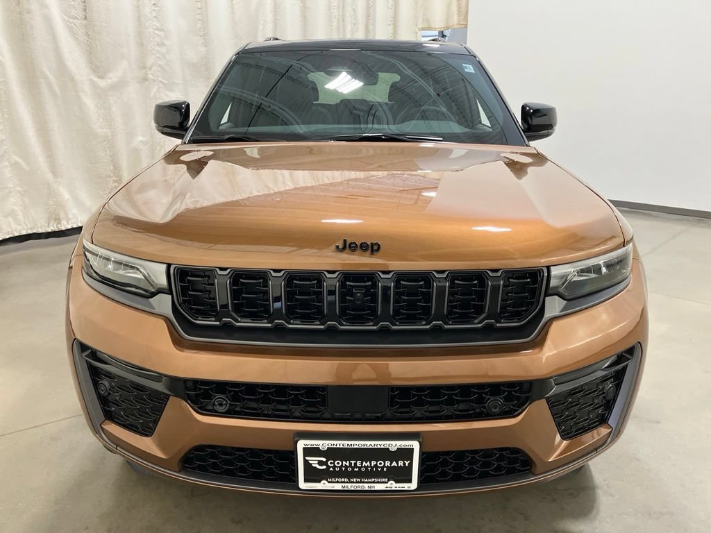 New 2026 Copper Shino Metallic Clear-Coat Exterior Paint Jeep Limited Reserve image 23