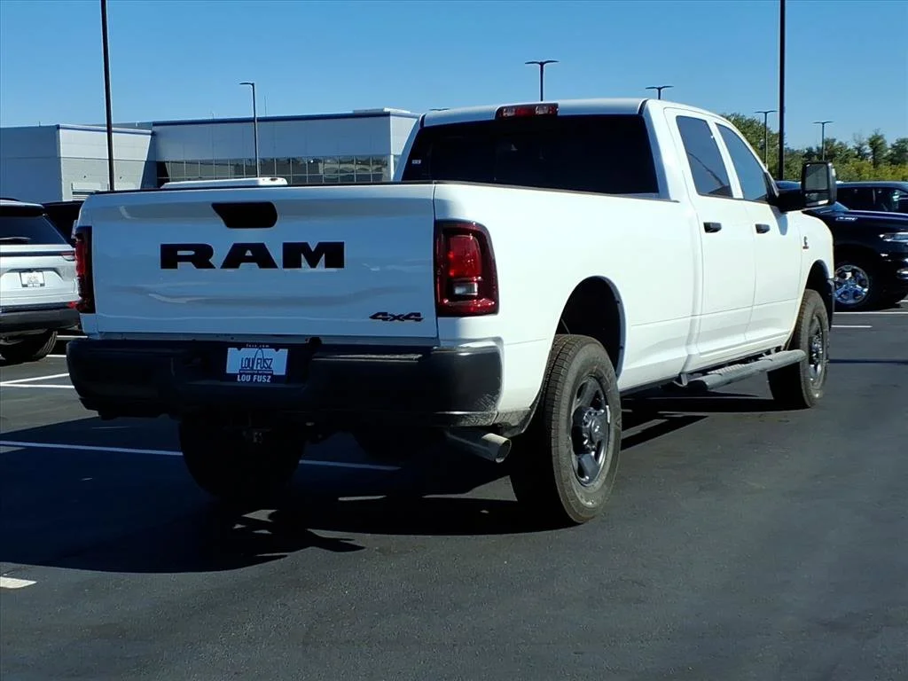 New 2026 Bright White Clear-Coat Exterior Paint RAM Tradesman image 15
