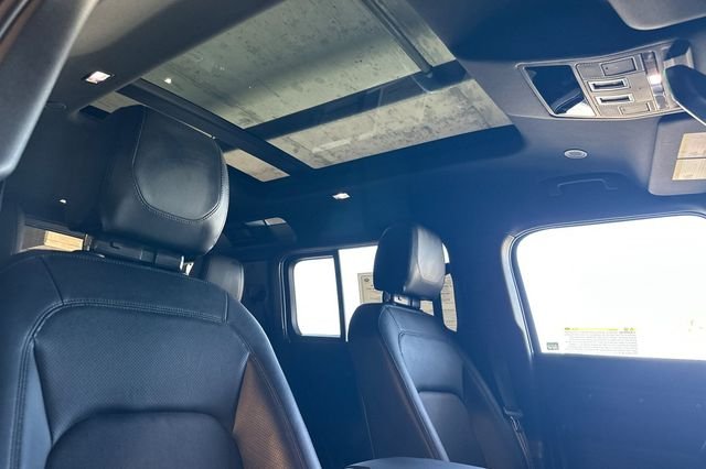 Used 2024 Gray Land Rover S image 15
