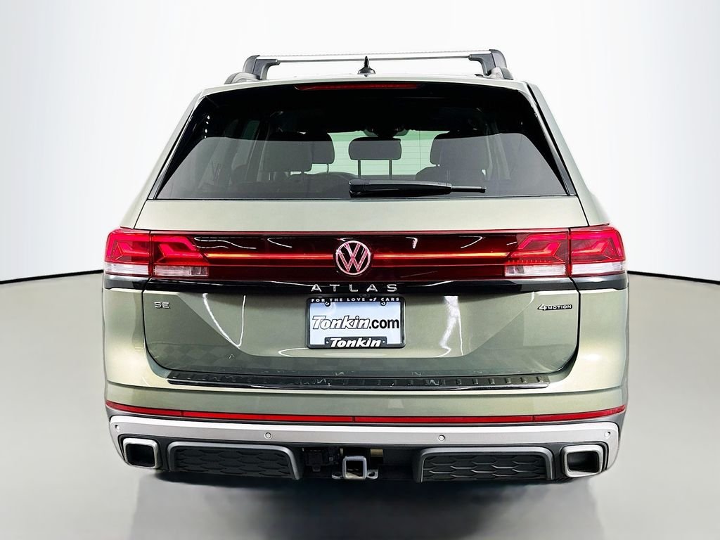Used 2025  Volkswagen 2.0T Peak Edition image 7