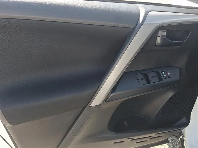 Certified Used 2018 ICE CAP Toyota  image 14