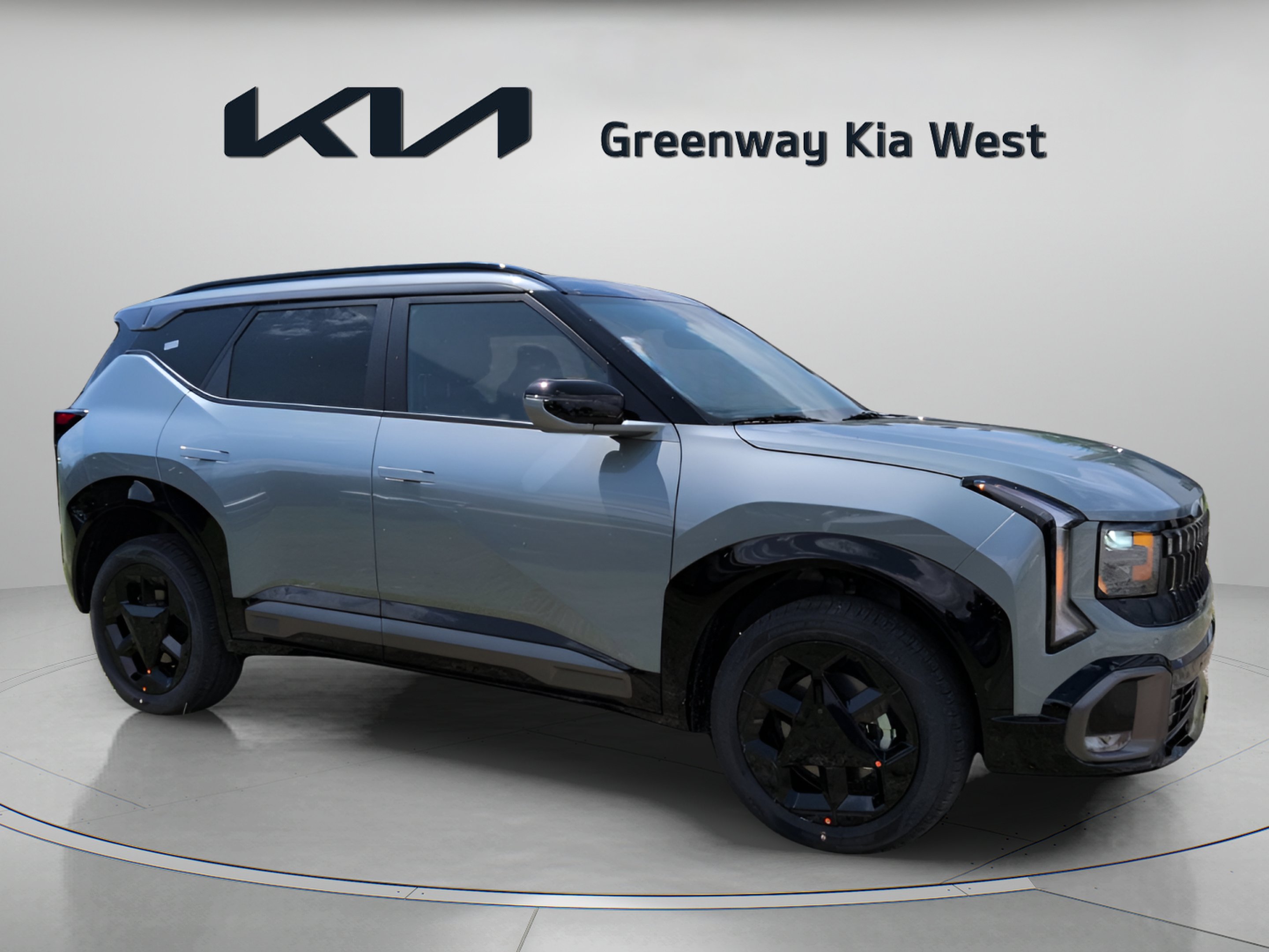 New 2027 Iceberg Green Kia X-Line S image 2