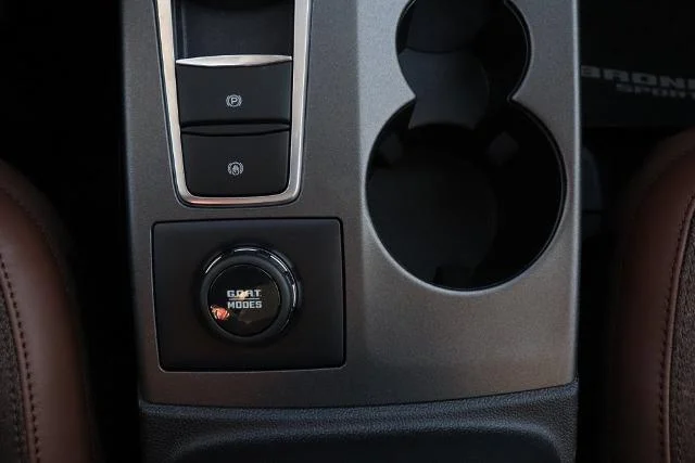 New 2025 Carbonized Gray Metallic Ford Outer Banks® image 70