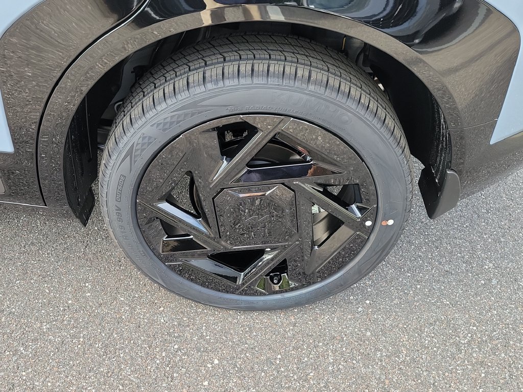 New 2027 Pale Gray Kia X-Line SX image 36