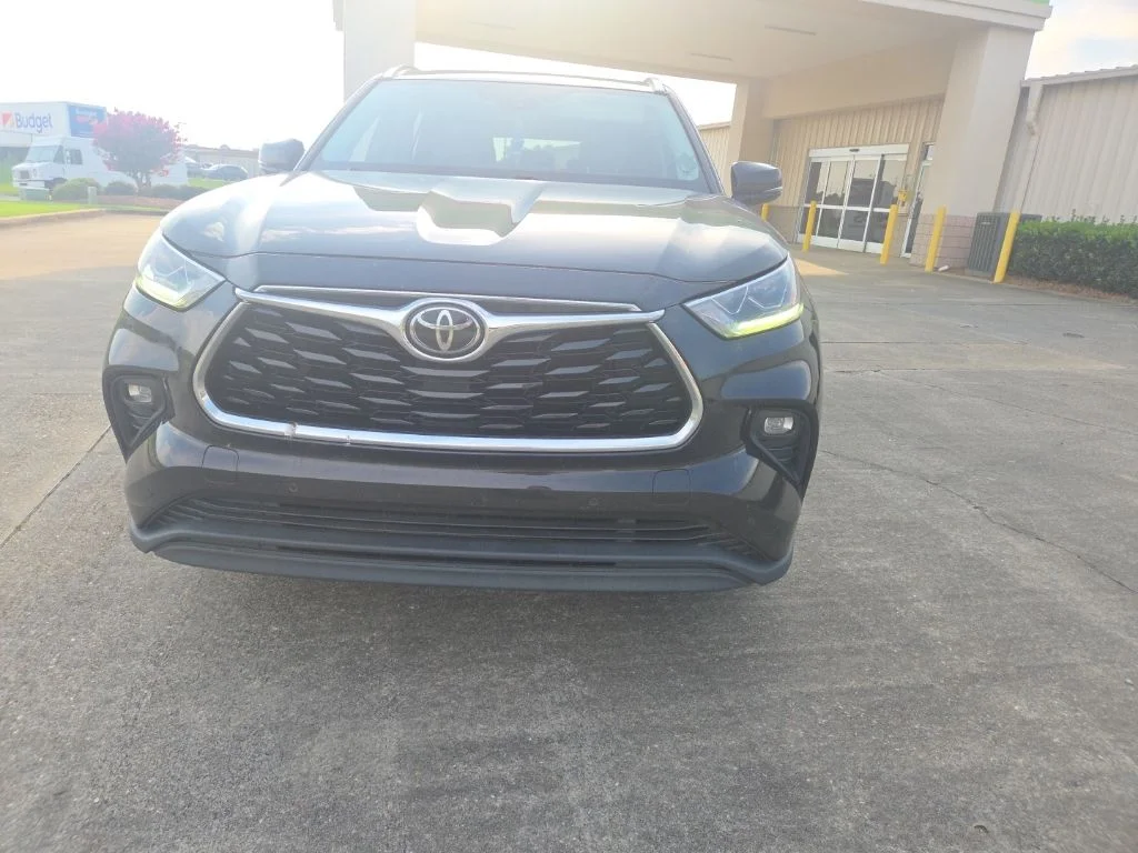 Certified Used 2021 Brown Toyota Limited image 2