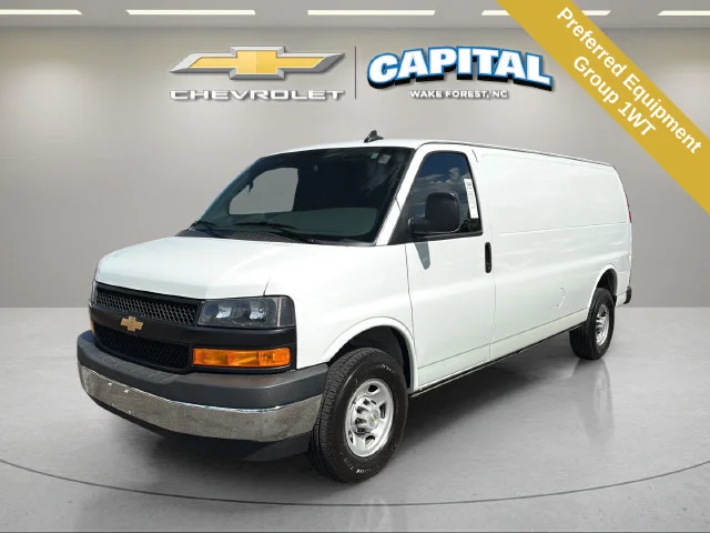 Used 2022 Summit White Chevrolet WT image 10