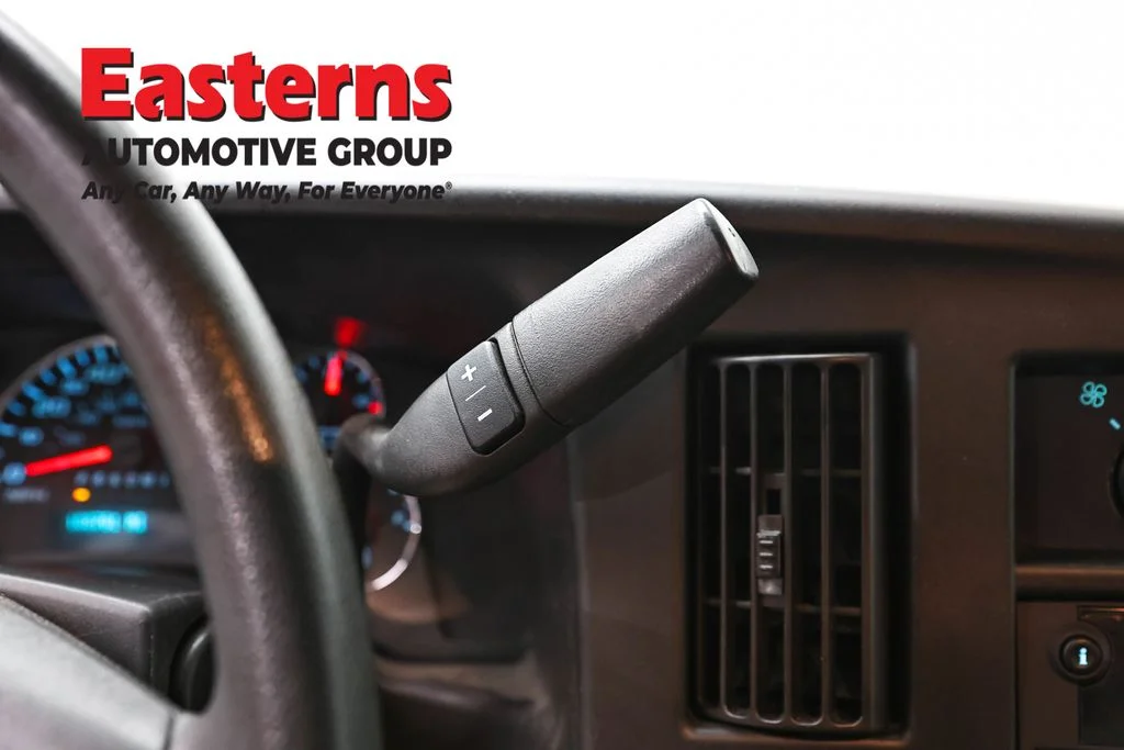 Used 2020 White GMC Work Van image 13