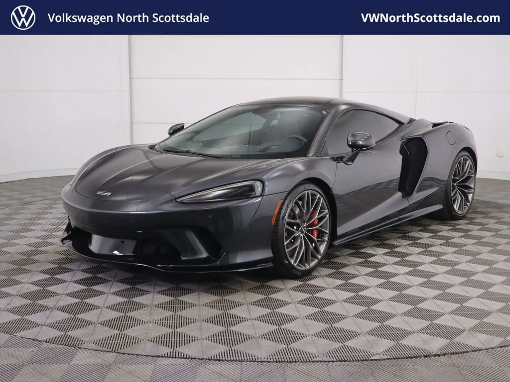 2023 McLaren GT