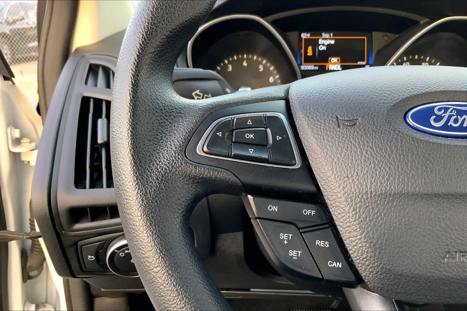 Used 2017 Oxford White Ford SE image 23