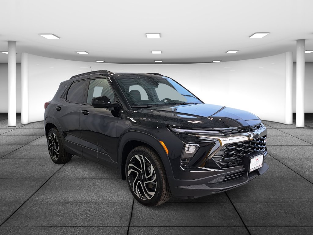 2026 Chevrolet Trailblazer RS SUV Slide 2