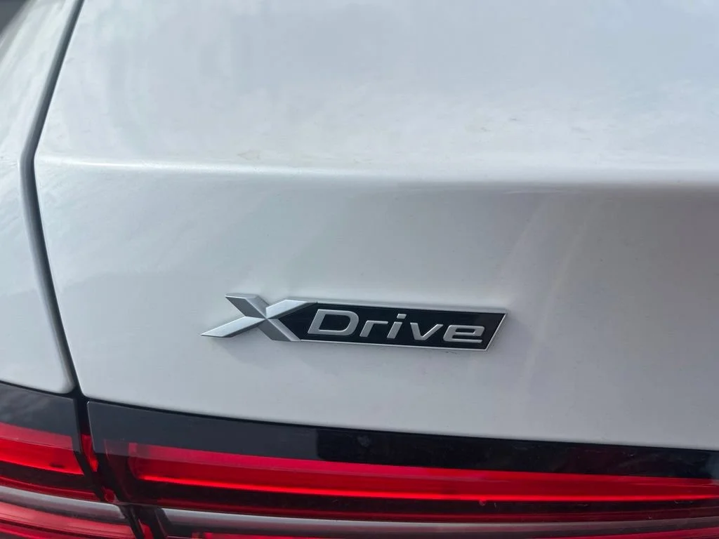 Used 2024 Mineral White Metallic BMW 530i xDrive image 11