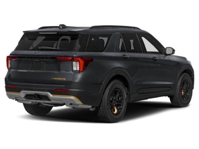 New 2026 Carbonized Gray Metallic Ford Tremor® image 3