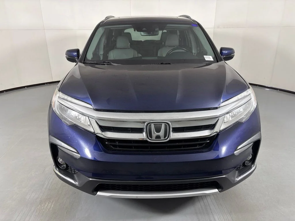 Used 2019 Blue Honda Touring image 3