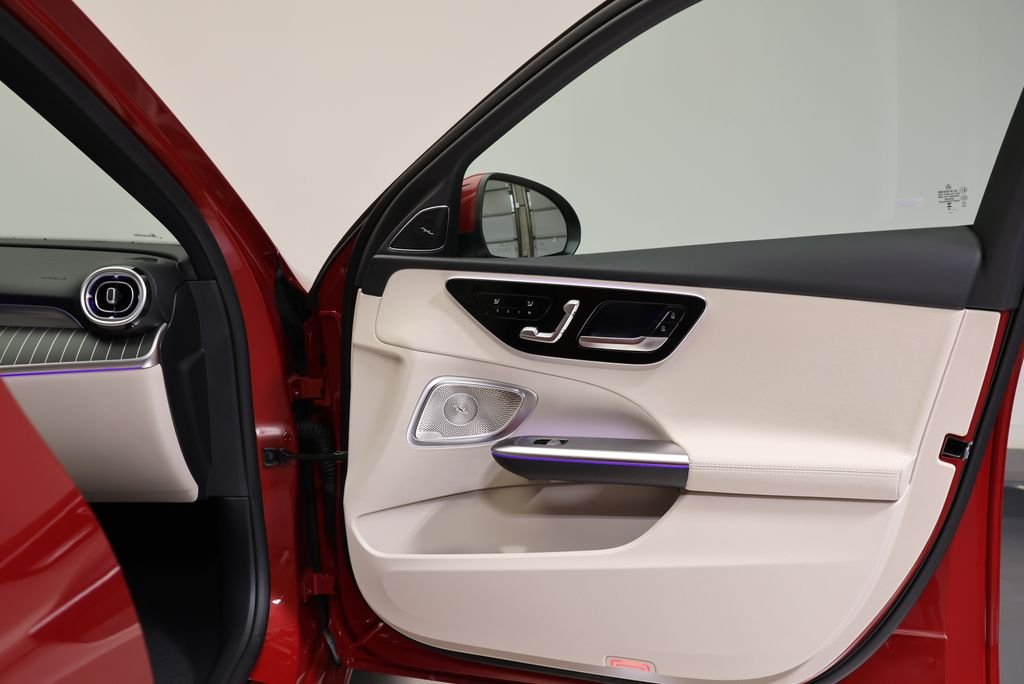 New 2026 MANUFAKTUR Patagonia Red Metallic Mercedes-Benz C 300 image 44