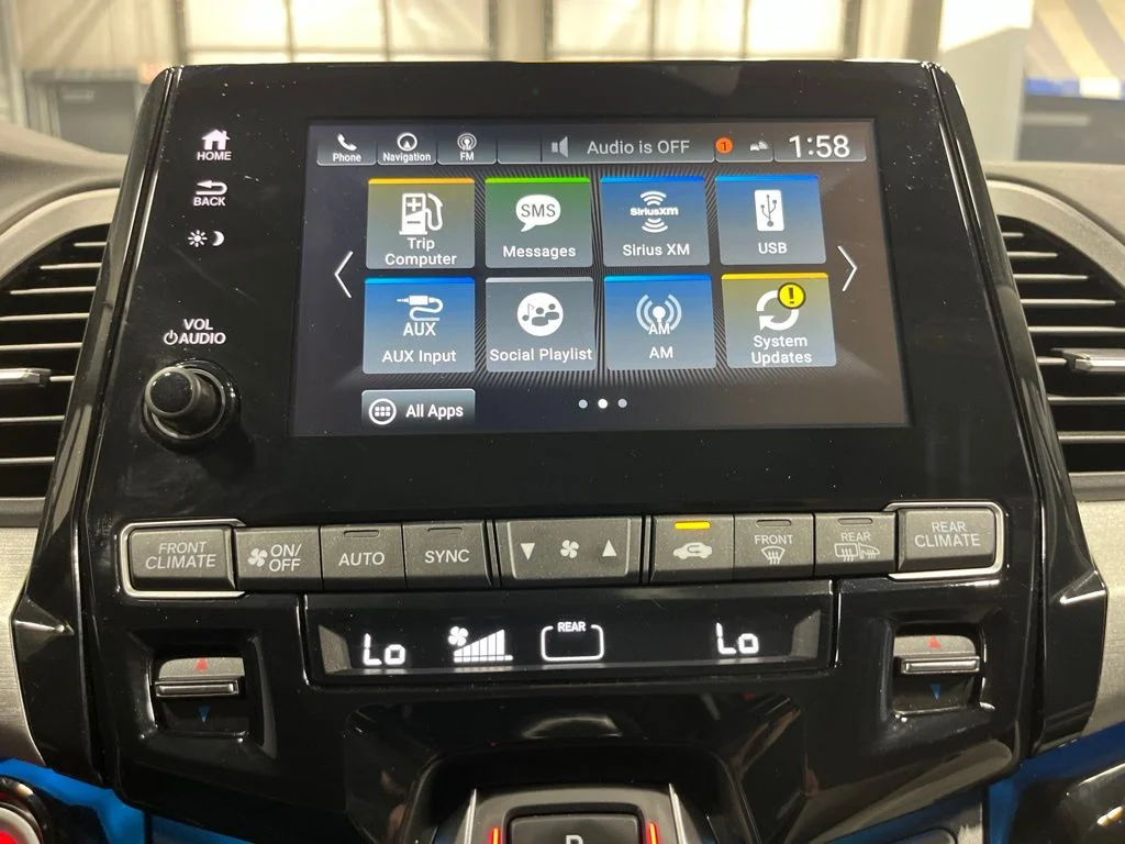 2024 Honda Odyssey Touring - Photo 20